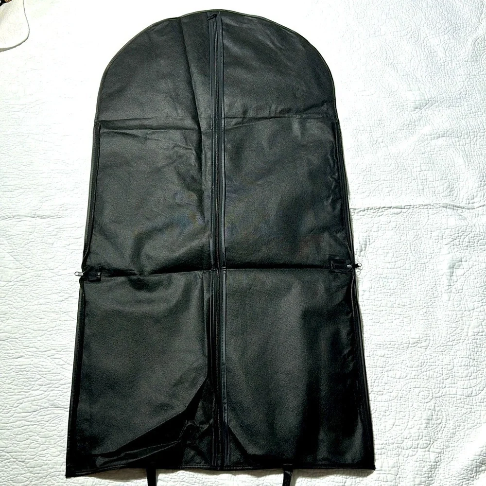 Theory Garment Bag‎